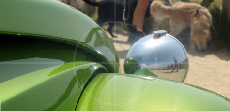 Citroen 2CV Deux Deuches Custom | Drive-by Snapshots by Sebastian Motsch (2009)